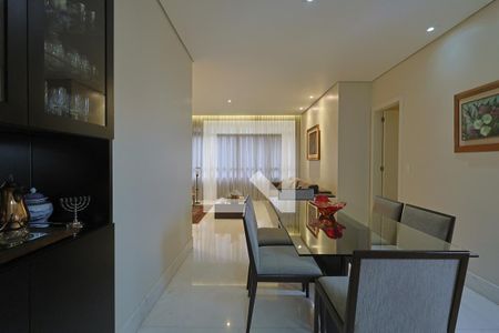 Sala de apartamento para alugar com 3 quartos, 110m² em Lourdes, Belo Horizonte