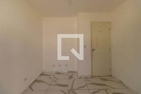 Quarto 1 de casa de condomínio para alugar com 2 quartos, 50m² em Chácara Rincão, Cotia