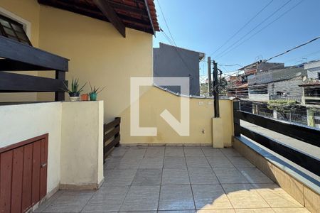 Sacada  de casa para alugar com 3 quartos, 130m² em Las Palmas, São Bernardo do Campo