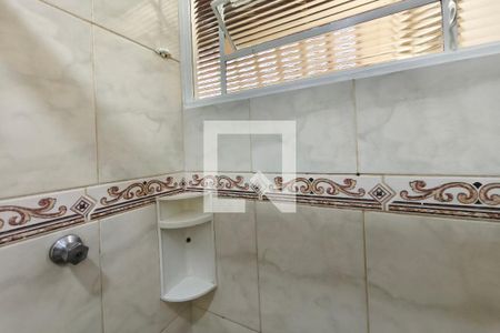 Banheiro Suíte de casa para alugar com 3 quartos, 120m² em Jardim das Bandeiras, Campinas