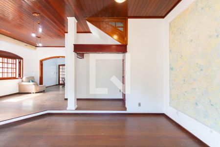 Casa para alugar com 4 quartos, 363m² em Igara, Canoas