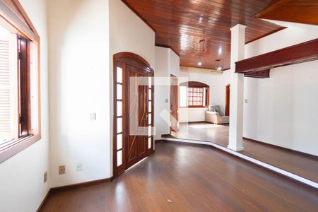 Casa para alugar com 4 quartos, 363m² em Igara, Canoas