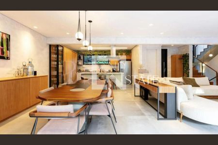 Casa à venda com 4 quartos, 530m² em Brooklin, São Paulo