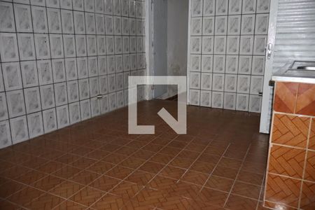 Sala/cozinha de casa para alugar com 1 quarto, 501m² em Jardim Paraguacu, São Paulo