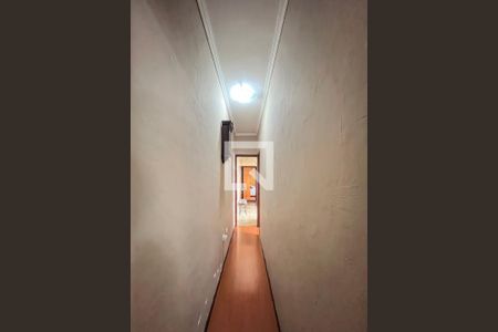 Corredor de casa à venda com 2 quartos, 90m² em Vila Água Funda, São Paulo