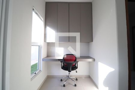 Sala de casa para alugar com 3 quartos, 196m² em Brasil, Uberlândia