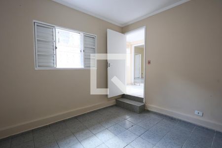 quarto 2 de casa para alugar com 3 quartos, 55m² em Vila Franca, São Paulo