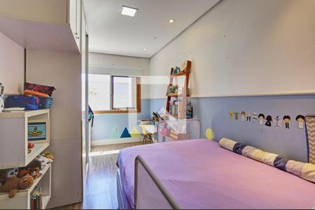 Quarto  de casa de condomínio à venda com 3 quartos, 180m² em Vila Nova, Porto Alegre