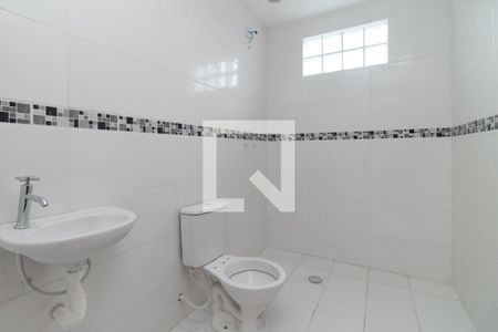 Banheiro de apartamento para alugar com 2 quartos, 200m² em Medianeira, Porto Alegre