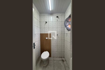 Banheiro de apartamento para alugar com 2 quartos, 50m² em Vila Metalúrgica, Santo André