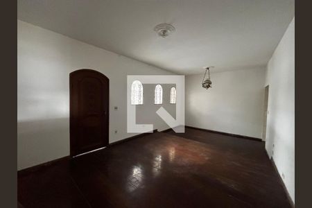 Casa à venda com 3 quartos, 213m² em Vila Luzita, Santo André