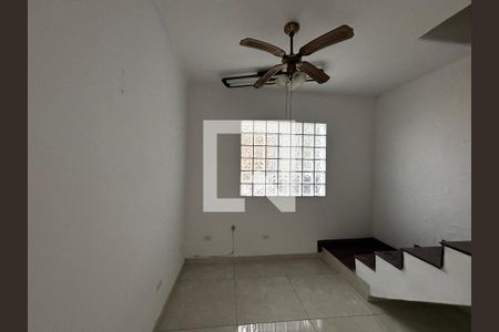 Casa à venda com 3 quartos, 213m² em Vila Luzita, Santo André