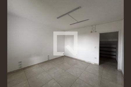 Casa à venda com 3 quartos, 213m² em Vila Luzita, Santo André
