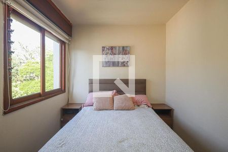 Quarto 1 de apartamento para alugar com 2 quartos, 49m² em Santo Antônio, Porto Alegre