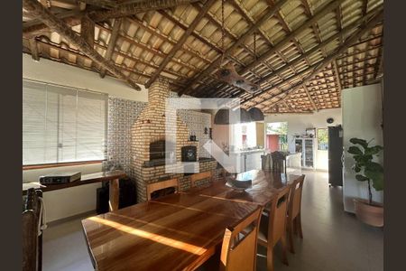Casa à venda com 5 quartos, 2200m² em Condomínio Estância San Remo, Contagem