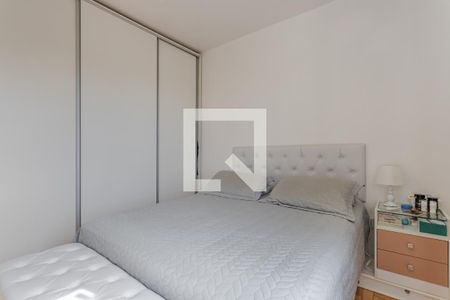 Quarto 2 de apartamento à venda com 3 quartos, 87m² em Floresta, Porto Alegre