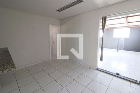 Cozinha e Área de Serviço de kitnet/studio para alugar com 1 quarto, 24m² em Vila Yara, Osasco