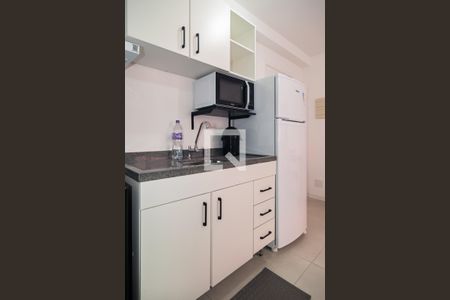 Sala / Cozinha de apartamento para alugar com 1 quarto, 26m² em Bela Vista, São Paulo