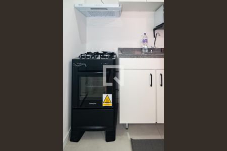 Sala / Cozinha de apartamento para alugar com 1 quarto, 26m² em Bela Vista, São Paulo