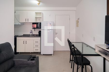 Sala / Cozinha de apartamento para alugar com 1 quarto, 26m² em Bela Vista, São Paulo