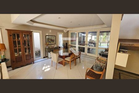 Casa à venda com 3 quartos, 257m² em Itacoatiara, Niterói