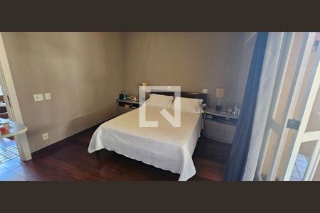 Casa à venda com 3 quartos, 257m² em Itacoatiara, Niterói