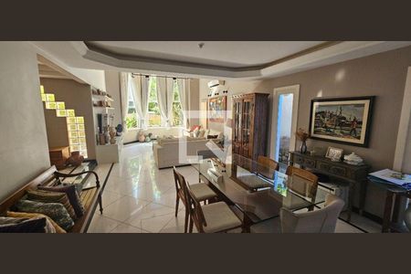 Casa à venda com 3 quartos, 257m² em Itacoatiara, Niterói