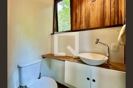 Banheiro de casa de condomínio para alugar com 4 quartos, 260m² em Chácara do Refúgio, Cotia