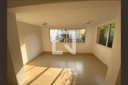 Casa à venda com 4 quartos, 300m² em Moema, São Paulo