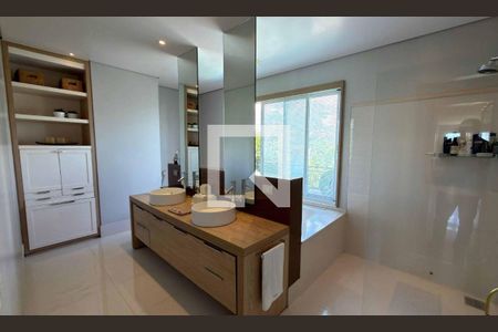 Casa à venda com 3 quartos, 400m² em Colinas da Anhanguera, Santana de Parnaíba