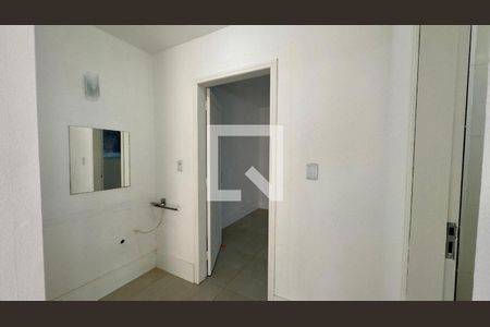 Banheiro de casa para alugar com 3 quartos, 89m² em Jurerê, Florianópolis