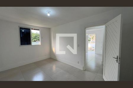 Quarto de casa para alugar com 3 quartos, 89m² em Jurerê, Florianópolis