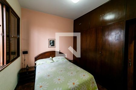 Suíte de casa à venda com 3 quartos, 240m² em Cachoeirinha, Belo Horizonte