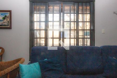 Sala de casa à venda com 3 quartos, 197m² em Vila do Castelo, São Paulo