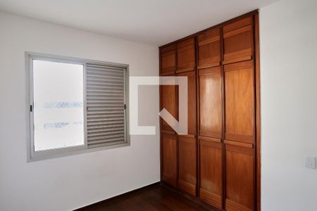 Suíte de apartamento para alugar com 3 quartos, 90m² em Funcionários, Belo Horizonte