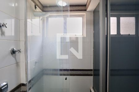 Banheiro da Suíte de apartamento para alugar com 3 quartos, 90m² em Funcionários, Belo Horizonte