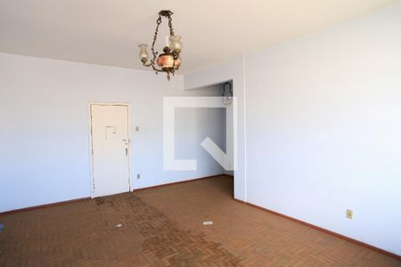 Sala de apartamento para alugar com 3 quartos, 100m² em Centro, Belo Horizonte