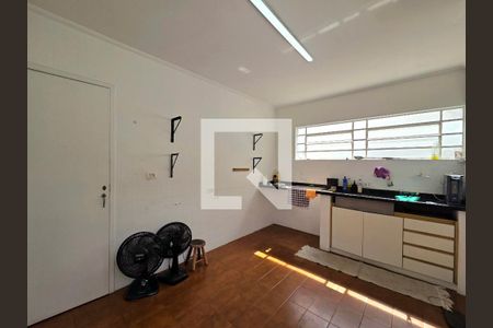 Cozinha de casa de condomínio para alugar com 2 quartos, 130m² em Vila Olímpia, São Paulo