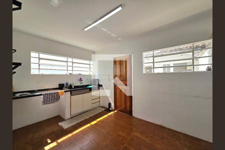 Cozinha de casa de condomínio para alugar com 2 quartos, 130m² em Vila Olímpia, São Paulo