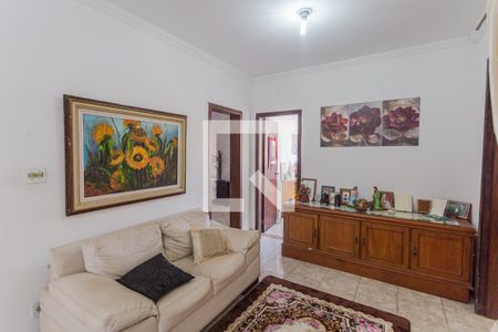 Sala 2 de casa para alugar com 4 quartos, 450m² em Ipiranga, Belo Horizonte