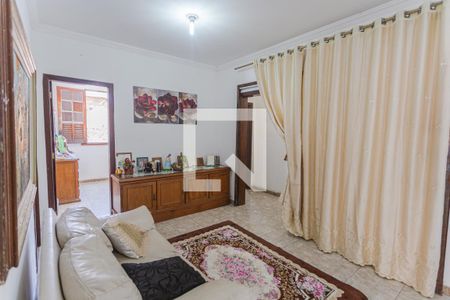 Sala 2 de casa para alugar com 4 quartos, 450m² em Ipiranga, Belo Horizonte