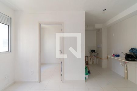 Sala de apartamento para alugar com 2 quartos, 32m² em Quinta da Paineira, São Paulo