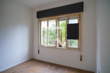 Quarto 2 de apartamento à venda com 2 quartos, 70m² em Santana, Porto Alegre