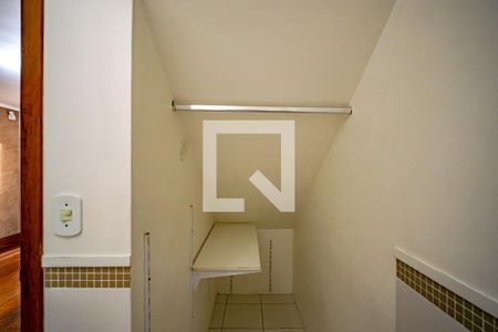 Lavabo de casa à venda com 3 quartos, 150m² em Jardim Bonfiglioli, São Paulo