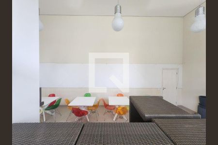 Apartamento à venda com 2 quartos, 65m² em Vila Olímpia, São Paulo