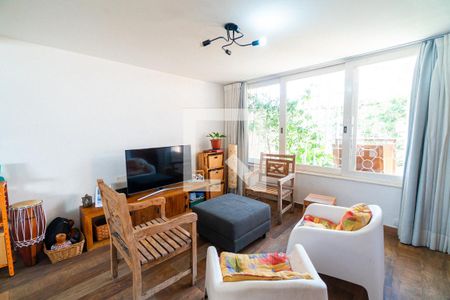 Sala de casa à venda com 4 quartos, 90m² em Planalto Paulista, São Paulo