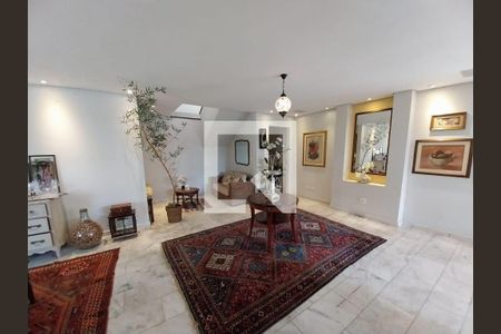 Casa para alugar com 5 quartos, 398m² em Jardim Leonor, São Paulo