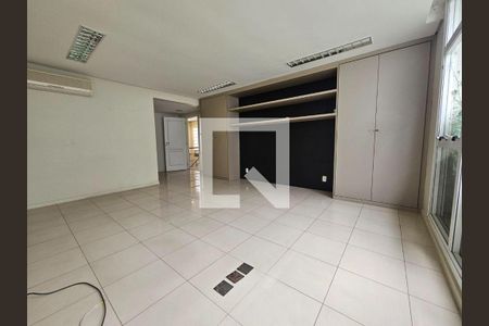 Casa à venda com 6 quartos, 367m² em Vila Mariana, São Paulo