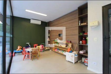 Apartamento à venda com 3 quartos, 167m² em Moema, São Paulo