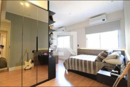 Apartamento à venda com 3 quartos, 167m² em Moema, São Paulo